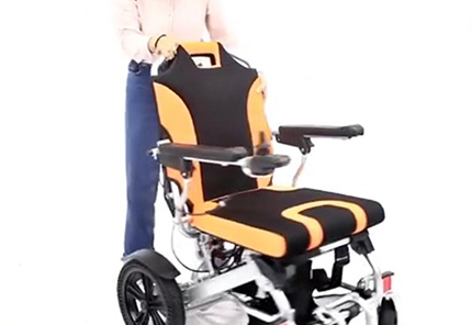 更新軽量電動車椅子ですべての詳細 (ブラシレスモータ) yattll YE245C